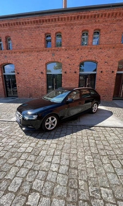 Audi A4 cena 59200 przebieg: 304000, rok produkcji 2015 z Olsztyn małe 121